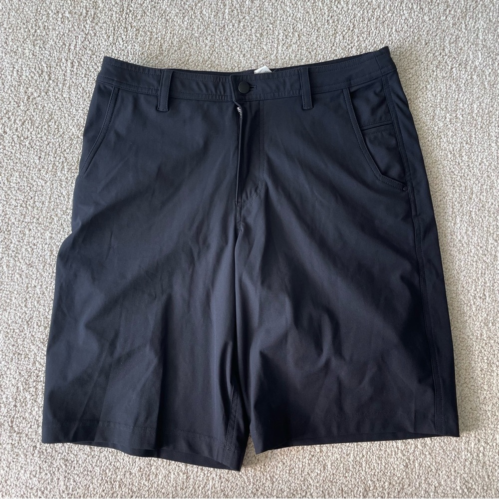 Lululemon Men’s Shorts Size 34